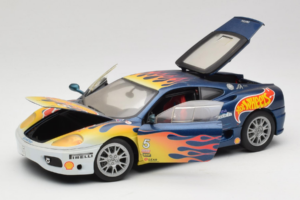 Ferrari 360 Modena Challenge #5 Hot Wheels Purple Fire Livery 1999 Bburago 1:18 29619 Métal — image 2 sur 8