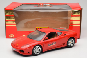 Ferrari 360 Modena Energizer Rouge Bburago 1:18 3358-P3 Métal — image 8 sur 8