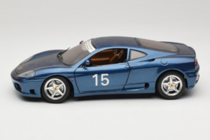 Ferrari 360 Modena #15 Édition Limitée Bleu Métallique Bburago 1:18 3358-F1 Métal — image 4 sur 8
