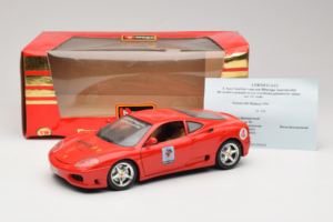 Ferrari 360 Modena Bevro International #4 Édition Limitée 111 pcs Rouge Bburago 1:18 3358-P1 Métal — image 8 sur 8
