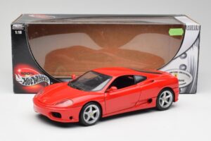 Ferrari 360 Modena Rouge Hot Wheels 1:18 25736 Métal — image 8 sur 8