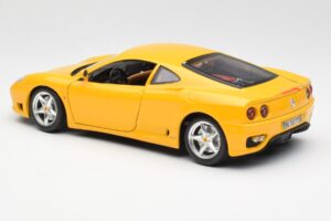 Ferrari 360 Modena Jaune Bburago 1:18 3368 Métal — image 7 sur 8