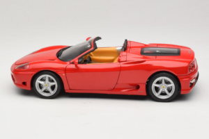 Ferrari 360 Spider Rouge Hot Wheels 1:18 27774-M1 Métal — image 4 sur 8