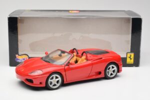 Ferrari 360 Spider Rouge Hot Wheels 1:18 FER129 Métal — image 8 sur 8