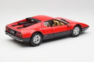 Ferrari 365 GT4/BB Rouge Kyosho 1:18 08173R Métal — image 3 sur 8