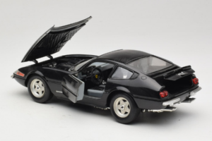 Ferrari 365 GTB/4 Daytona Noir Techno Giodi 1:18 40011-B2 Métal — image 5 sur 8