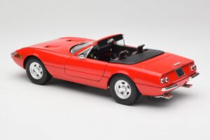 Ferrari 365 GTS Rouge Solido 1:18 8017 Métal — image 7 sur 8