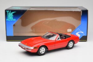 Ferrari 365 GTS Rouge Solido 1:18 8017 Métal — image 8 sur 8