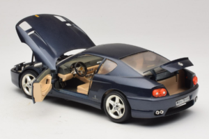 Ferrari 456 GT Bleu Bburago 1:18 3036-B1 Métal — image 5 sur 8
