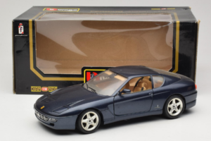 Ferrari 456 GT Bleu Bburago 1:18 3036-B1 Métal — image 8 sur 8
