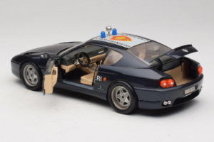 Ferrari 456 GT Carabinieri Noir Bburago 1:18 3036-B3 Métal — image 5 sur 8