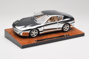 Ferrari 456 GT Chrome Silver Bburago 1:18 3746-R1 Métal — image 3 sur 8