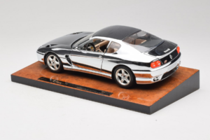 Ferrari 456 GT Chrome Silver Bburago 1:18 3746-R1 Métal — image 7 sur 8
