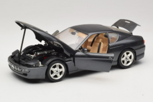 Ferrari 456 GT Gris Métallique Bburago 1:18 3036-G1 Métal — image 2 sur 8