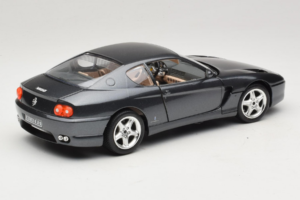 Ferrari 456 GT Gris Metallic Peinture Spéciale Bburago 1:18 3036 D Métal — image 3 sur 8