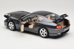 Ferrari 456 GT Gris Metallic Peinture Spéciale Bburago 1:18 3036 D Métal — image 5 sur 8