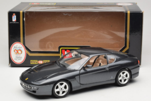 Ferrari 456 GT Gris Metallic Peinture Spéciale Bburago 1:18 3036 D Métal — image 8 sur 8