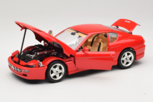 Ferrari 456 GT Rouge Bburago 1:18 3046-R1 Métal — image 2 sur 8