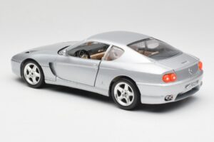 Ferrari 456 GT Argent Bburago 1:18 3036-M2 Métal — image 7 sur 8