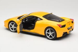 Ferrari 458 Italia Jaune Hot Wheels 1:18 P9894 Métal — image 5 sur 8