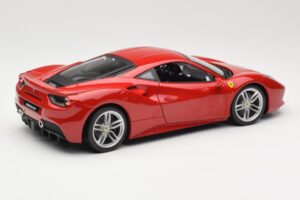 Ferrari 488 GTB Rouge Bburago 1:18 18-16008 Métal — image 3 sur 8