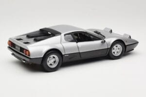 Ferrari 512BB Argent Kyosho 1:18 08171S Métal — image 3 sur 8