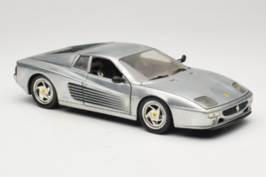 Ferrari 512M Chrome Silver Hot Wheels 1:18 25739 Métal — image 6 sur 8