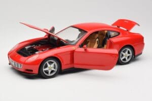 Ferrari 612 Scaglietti Rosso Corsa Hot Wheels 1:18 B6047 Métal — image 2 sur 8