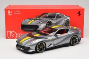 Ferrari 812 Competizione Grigio Coburn Bburago 1:18 18-01647 Métal — image 8 sur 8