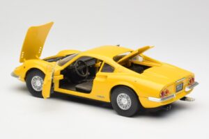 Ferrari Dino 246 GT Jaune Anson 1:18 30301W Métal — image 5 sur 8