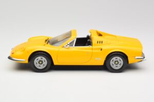 Ferrari Dino 246 GTS Jaune Hot Wheels 1:18 23920 Métal — image 4 sur 8
