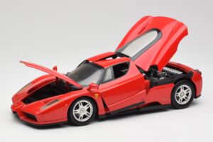 Ferrari Enzo Rouge Hot Wheels 1:18 56293 Métal — image 2 sur 8