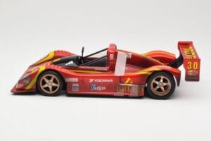 Ferrari F333 SP #30 Moretti 2001 Hot Wheels 1:18 29750 Métal — image 3 sur 6