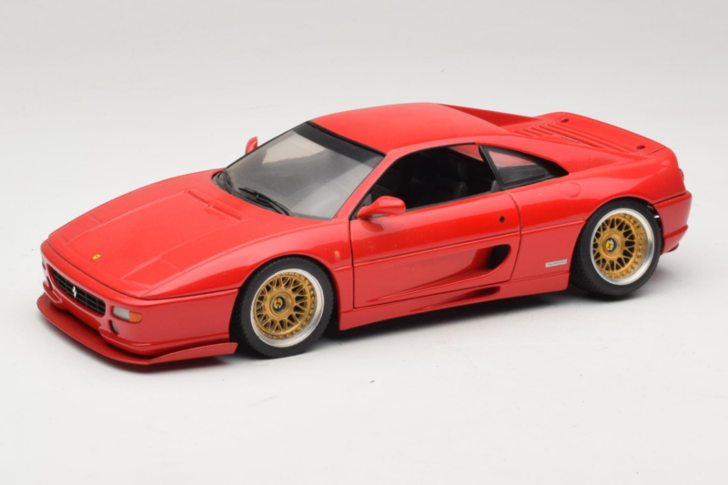 Ferrari F355 Berlinetta Rouge Avec Jantes Or Personnalisées UT Models 1:18 180074020-P5 Métal