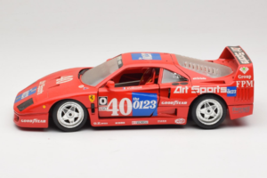Ferrari F40 #40 J-P. Jabouille / O. Grouillard Art Sports 1987 Bburago 1:18 3332-A1 Métal — image 4 sur 8