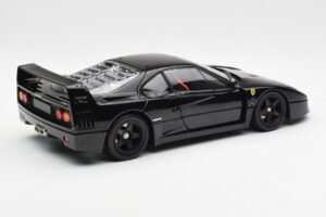 Ferrari F40 Noir Kyosho 1:18 08416BK Métal — image 4 sur 10