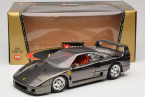 Ferrari F40 Chrome Black Bburago 1:18 3401-B1 Métal — image 8 sur 8