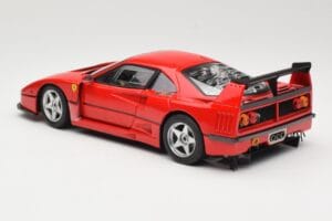 Ferrari F40 Competizione Test Version Rouge Hot Wheels 1:18 P9922 Métal — image 7 sur 8