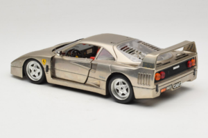 Ferrari F40 Dark Chrome Silver Kroymans Édition Limitée Bburago 1:18 3032-C2 Métal — image 7 sur 8