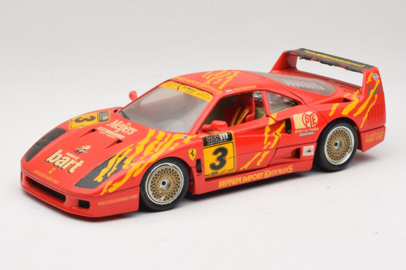 Ferrari F40 Evoluzione #3 Brummel Rouge 1987 Bburago 1:18 3022-P2 Métal