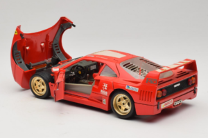 Ferrari F40 Evoluzione #1 Pirelli Rouge 1992 Bburago 1:18 3042-P1 Métal — image 5 sur 8