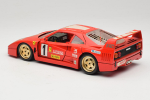 Ferrari F40 Evoluzione #1 Pirelli Rouge 1992 Bburago 1:18 3042-P1 Métal — image 7 sur 8
