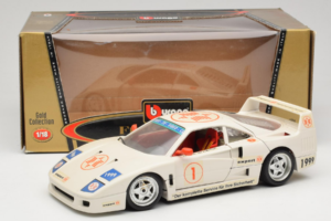 Ferrari F40 #1 Expert Blanc 1987 Bburago 1:18 3332-W2 Métal — image 8 sur 8