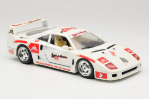 Ferrari F40 Kart-o-Mania Blanc Bburago 1:18 3332-W3 Métal — image 6 sur 8