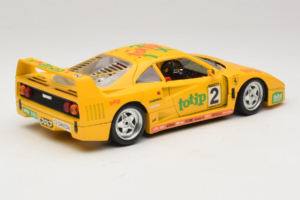 Ferrari F40 Totip Jolly Club #2 Jaune Bburago 1:18 3332-Y1 Métal — image 3 sur 8