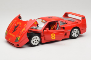 Ferrari F40 #8 Bevro International Rouge 1987 Bburago 1:18 3332-P3 Métal — image 2 sur 8