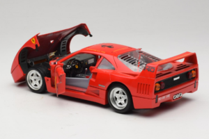 Ferrari F40 #8 Bevro International Rouge 1987 Bburago 1:18 3332-P3 Métal — image 5 sur 8
