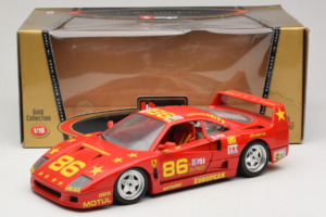 Ferrari F40 LM #86 Ch. Pozzi IMSA 24 Hours of Le Mans 1985 Rouge Bburago 1:18 3332-P6 Métal — image 8 sur 8