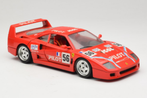 Ferrari F40 #56 Pilot Rouge 1987 Bburago 1:18 3332-P2 Métal — image 6 sur 8