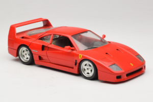 Ferrari F40 Rouge Diamond Edition Bburago 1:18 3022-P1 Métal — image 6 sur 8
